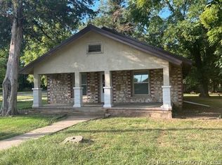 224 W Shawnee St, Tahlequah, OK 74464