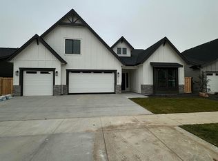 4269 N Bolero Ave, Meridian, ID 83646