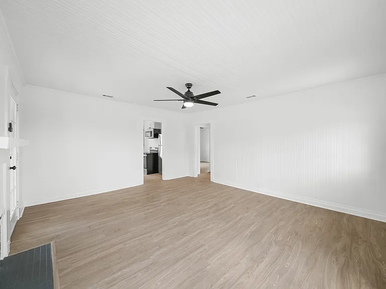 104 Bulloch St — Photo 8