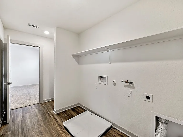 109 Cupreata Ln — Photo 20