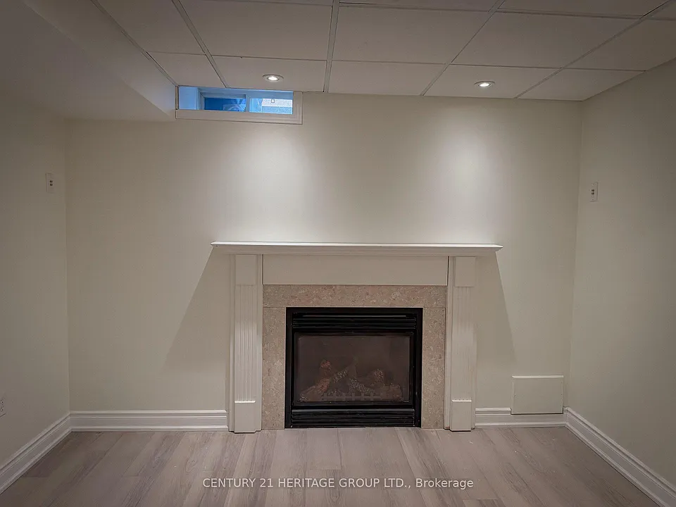11 Birdsong St #BSMNT