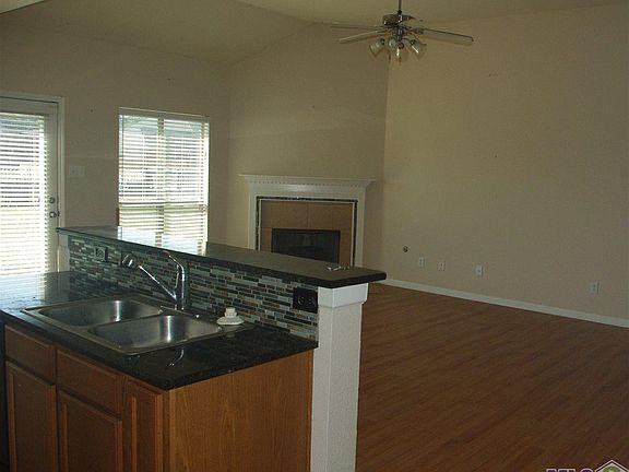 5th image of 26352 Poplar Glen Dr