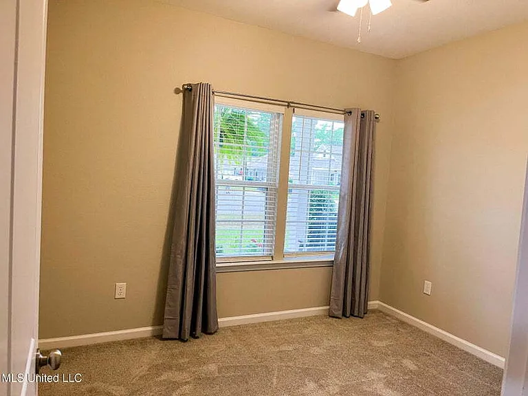 117 Ridge Ln — Photo 5