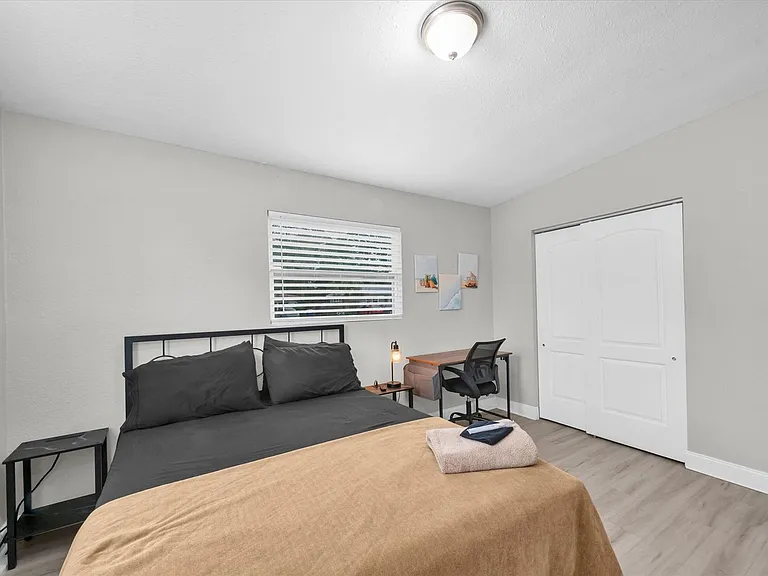 1349 Woodbine St — Photo 30