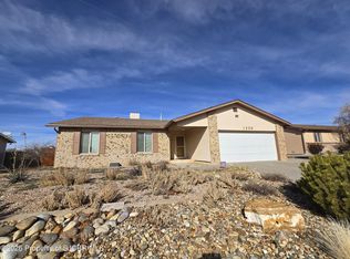 1208 E 36th St, Farmington, NM 87401