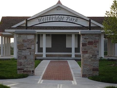 2nd image of 825 Westbridge Trl