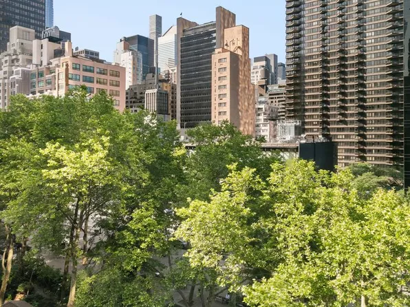 50 United Nations Plaza image 13 of 13