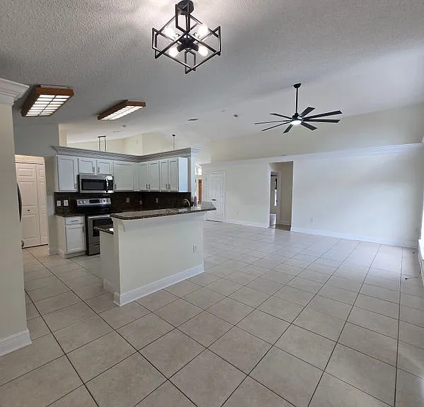 3190 Lori Ct — Photo 7