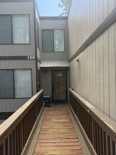 3 bed, 3.5 bath, 1908 sqft, $3,950 — Photo 2