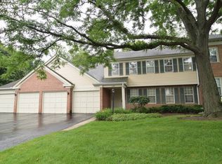 1608 Pennsbury Ct APT B2, Wheeling, IL 60090