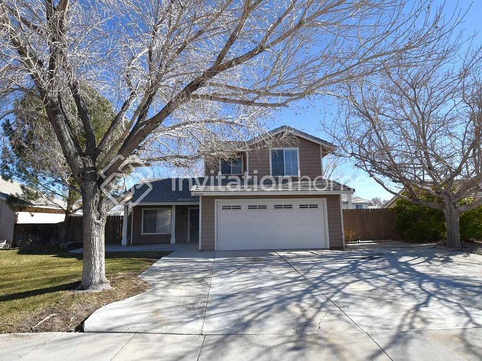 1st image of 44630 Stonebridge Ln