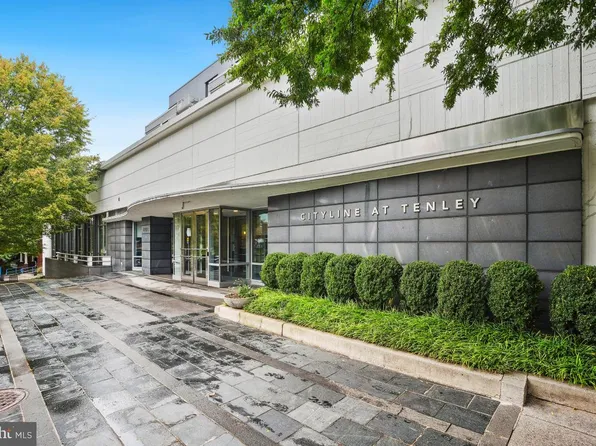 4101 Albemarle St NW APT 327, Washington, DC 20016