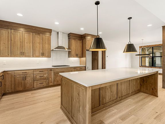 4th image of 56484 Elk Run Dr #496