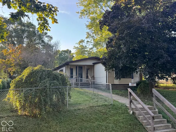 1103 S Brady St, Attica, IN 47918