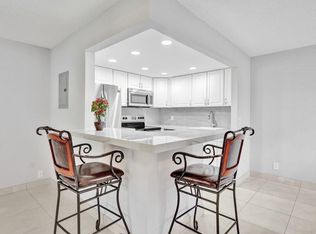 114 Tuscany Ln #B, Delray Beach, FL 33446