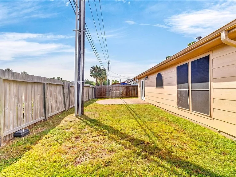 5114 Spring Brook Dr — Photo 40