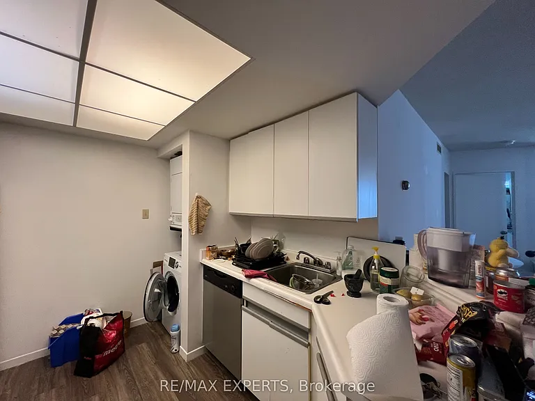1001 Bay St #2217 — Photo 5