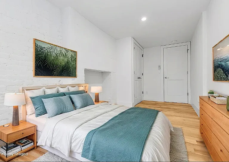 404 W 22nd St #1B — Photo 3