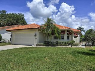4017 Murfield Dr E, Bradenton, FL 34203