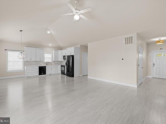 5th image of 31010 Oak Leaf Dr