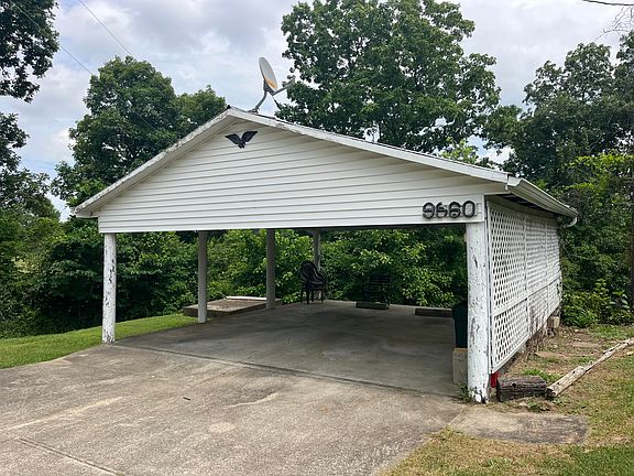 3rd image of 9660 Jonesville Rd
