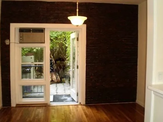 Rented by Winick Realty Group LLC | media 14