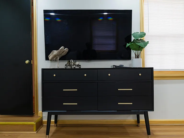 unit 1 living room