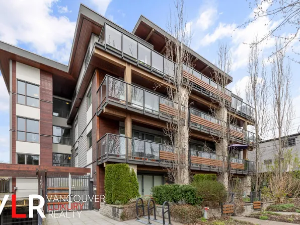1661 E 2nd Ave #107, Vancouver, BC V5N 1E1