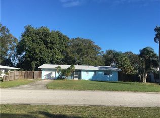 2426 Ridge Ave, Sarasota, FL 34235