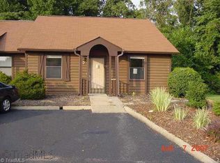 1816 Guyer St APT D, High Pt, NC 27265