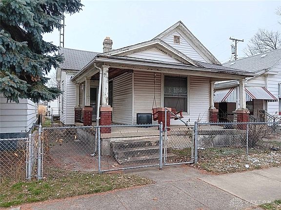2nd image of 31 More Ave