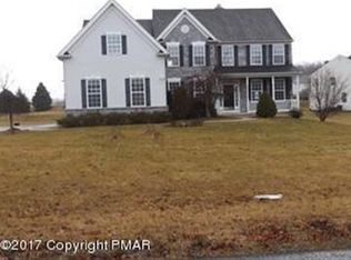 135 Eagle Dr, Kunkletown, PA 18058