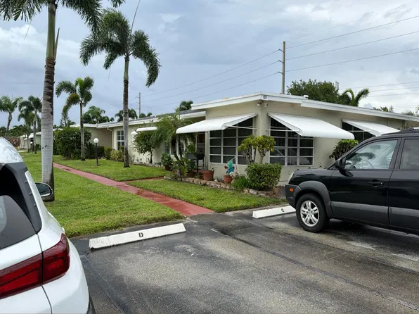 101 Bayview Ave APT D, Boynton Beach, FL 33435