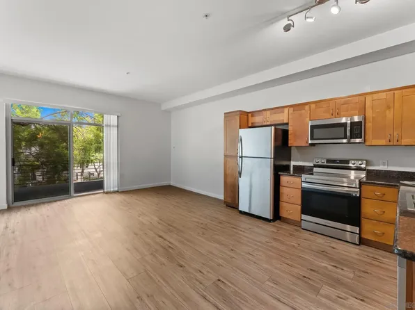 889 E Date St E #142, San Diego, CA 92101