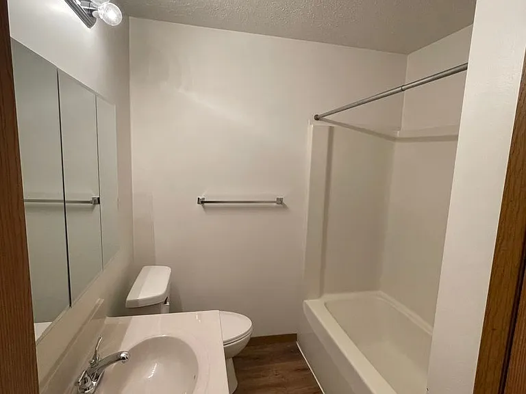435 S Silverwood Ln #2 — Photo 8