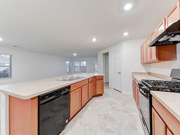 4th image of 4303 Mossy Bark Ln