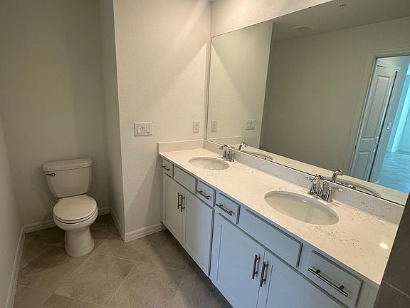 5th image of 12470 Wellen Golf St