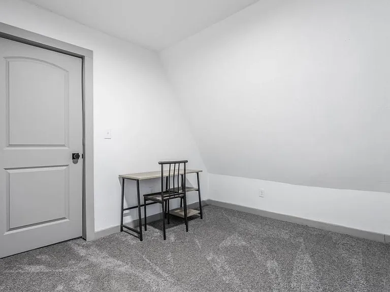 1521 English Ave — Photo 19