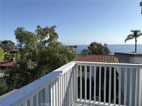 263 Upland Rd, Laguna Beach, CA 92651