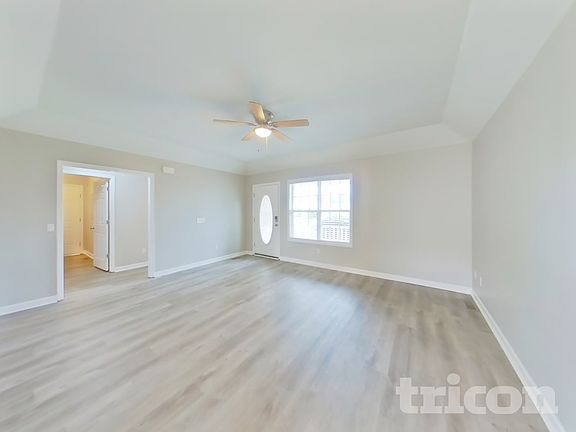 2nd image of 431 Palamino Ln