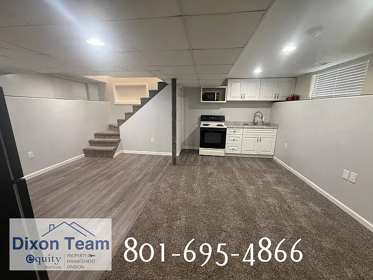 44 E 150 N — Photo 27