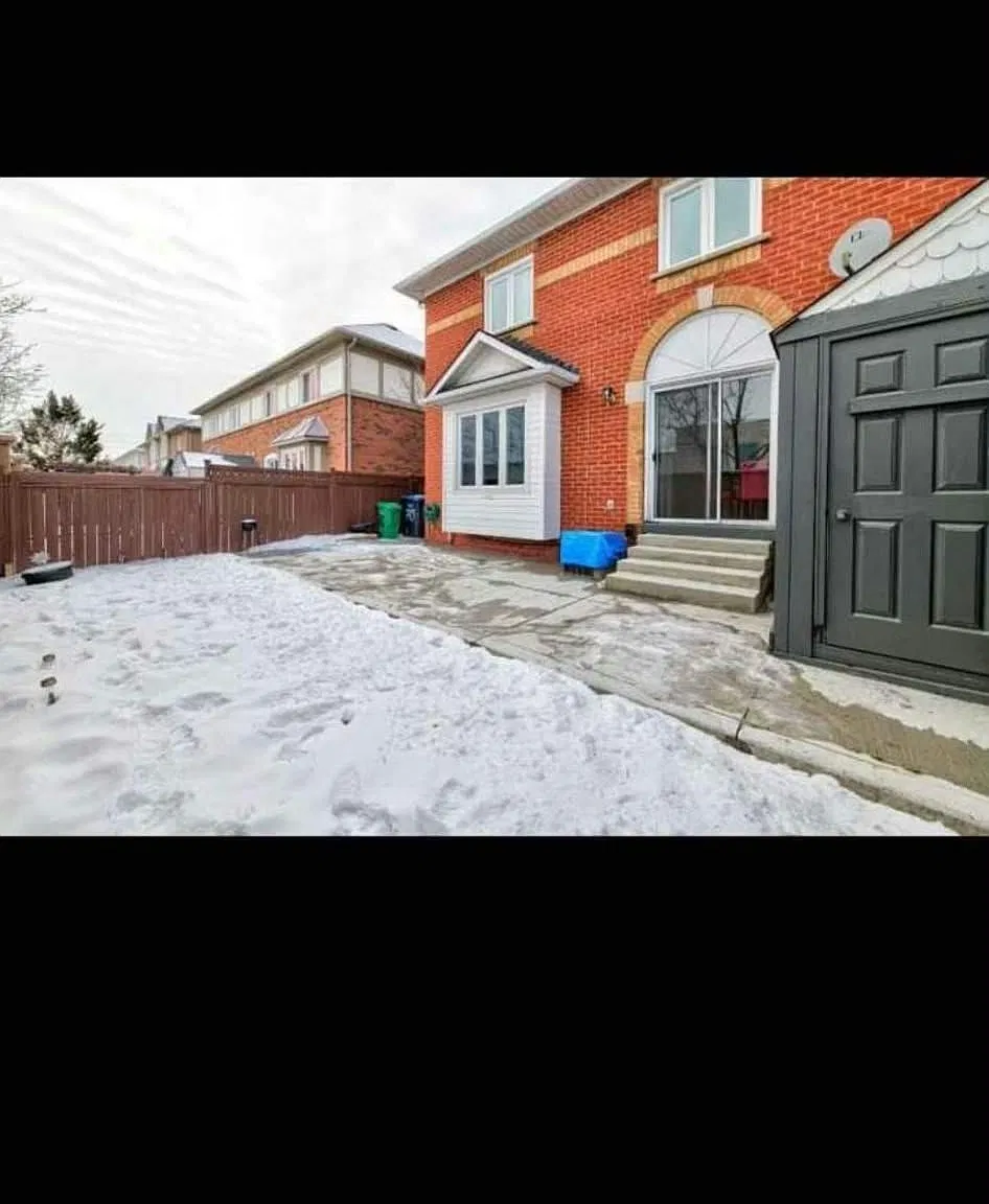 4 bed, $3,100 — Photo 2