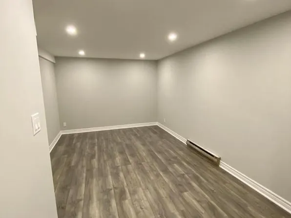 48 Homefield Sq, Clarington, ON L1E 1K8