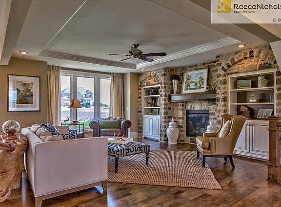5th image of 9512 W 164th Pl