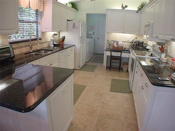 2nd image of 7305 Oak Leaf Way #45