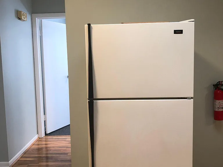 905 Main St #2 — Photo 8
