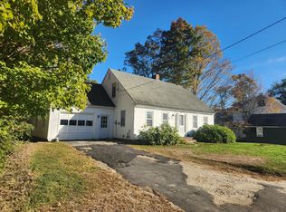 45 Station Rd, Hebron, ME 04238