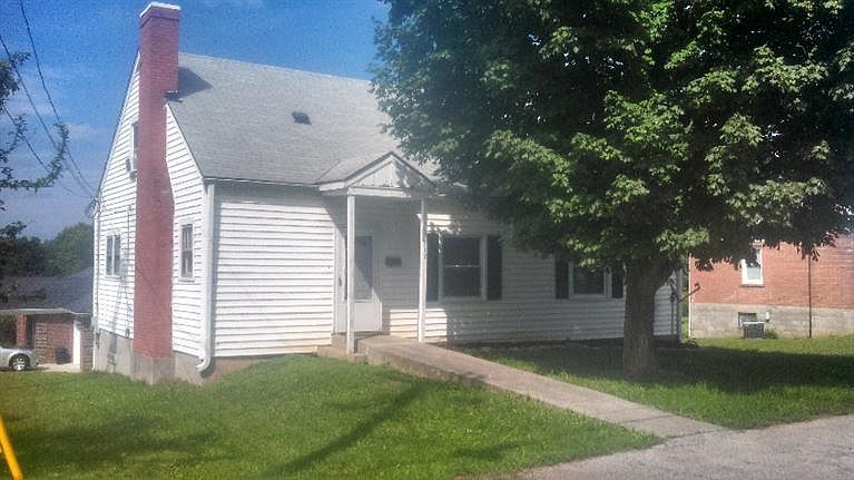 1st image of 317 Strathmore Dr