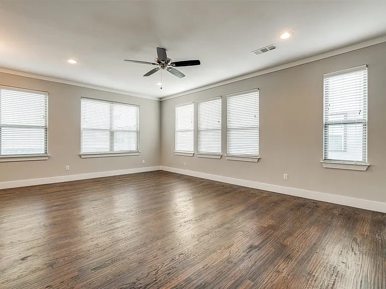 4316 Hartford St #20 — Photo 2
