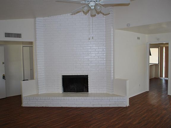 3rd image of 9205 Linda Vista Dr